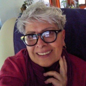 Sumára Louise, a voz brasileira da "gata".